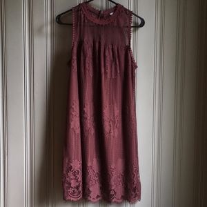 SHORT LACE DRESS